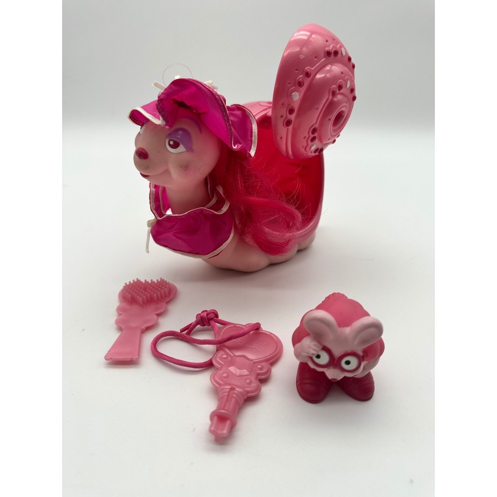 Vintage 1986 Tonka Keypers Sheldon Snail Pink Figure with Key Mouse Brush Hat